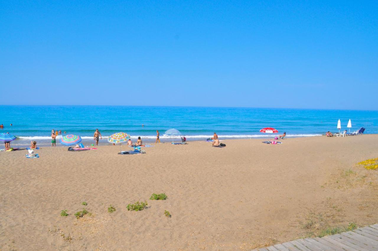 Natalia Apartment B With Panoramic Sea Views Of Agios Gordios Bay Exterior foto